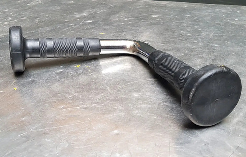 Polea Para Tríceps Cromado En V - Imagen 4